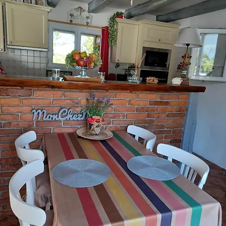 بيت للعطل De Charme 3* Saint-Esteben