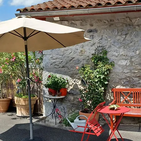 De Charme 3* Saint-Esteben