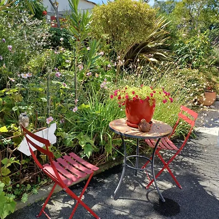 بيت للعطل De Charme 3* Saint-Esteben