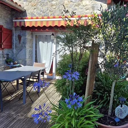De Charme 3* Дом отдыха Saint-Esteben