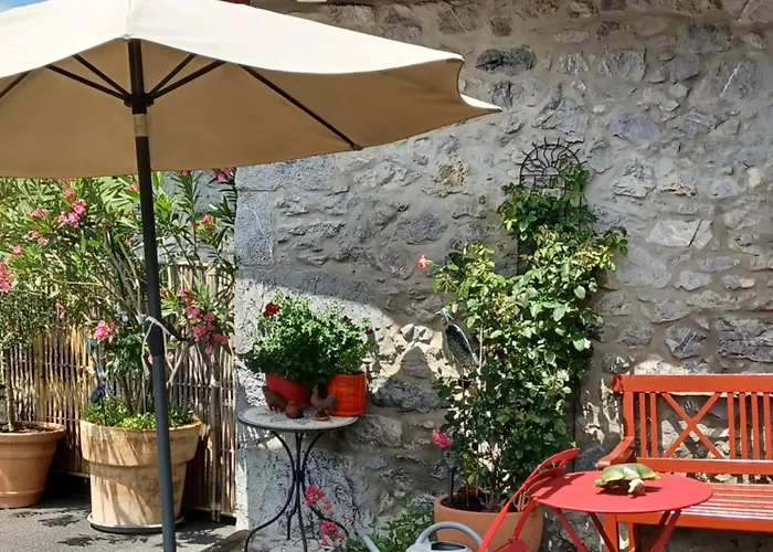 De Charme 3* Saint-Esteben