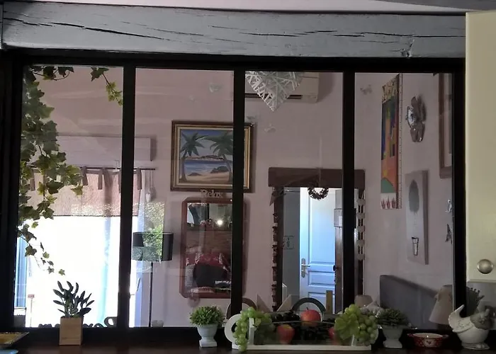 De Charme 3* * Saint-Esteben