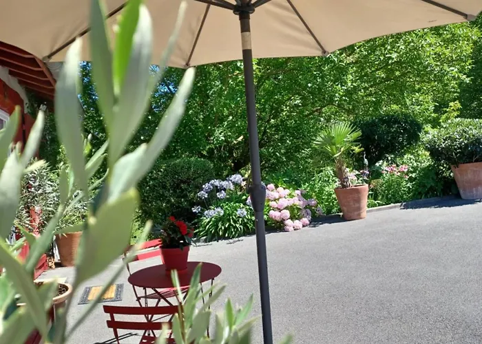 De Charme 3* * Saint-Esteben